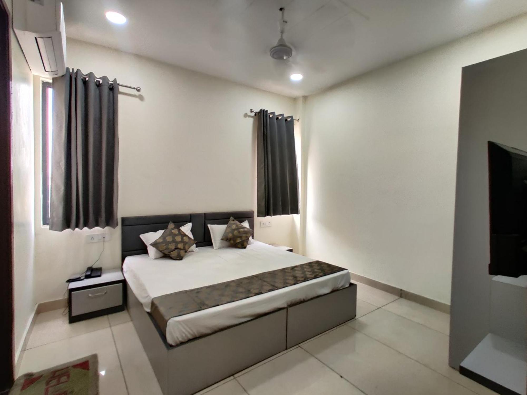Himalya Boutique Home Stay Amritsar Exterior photo