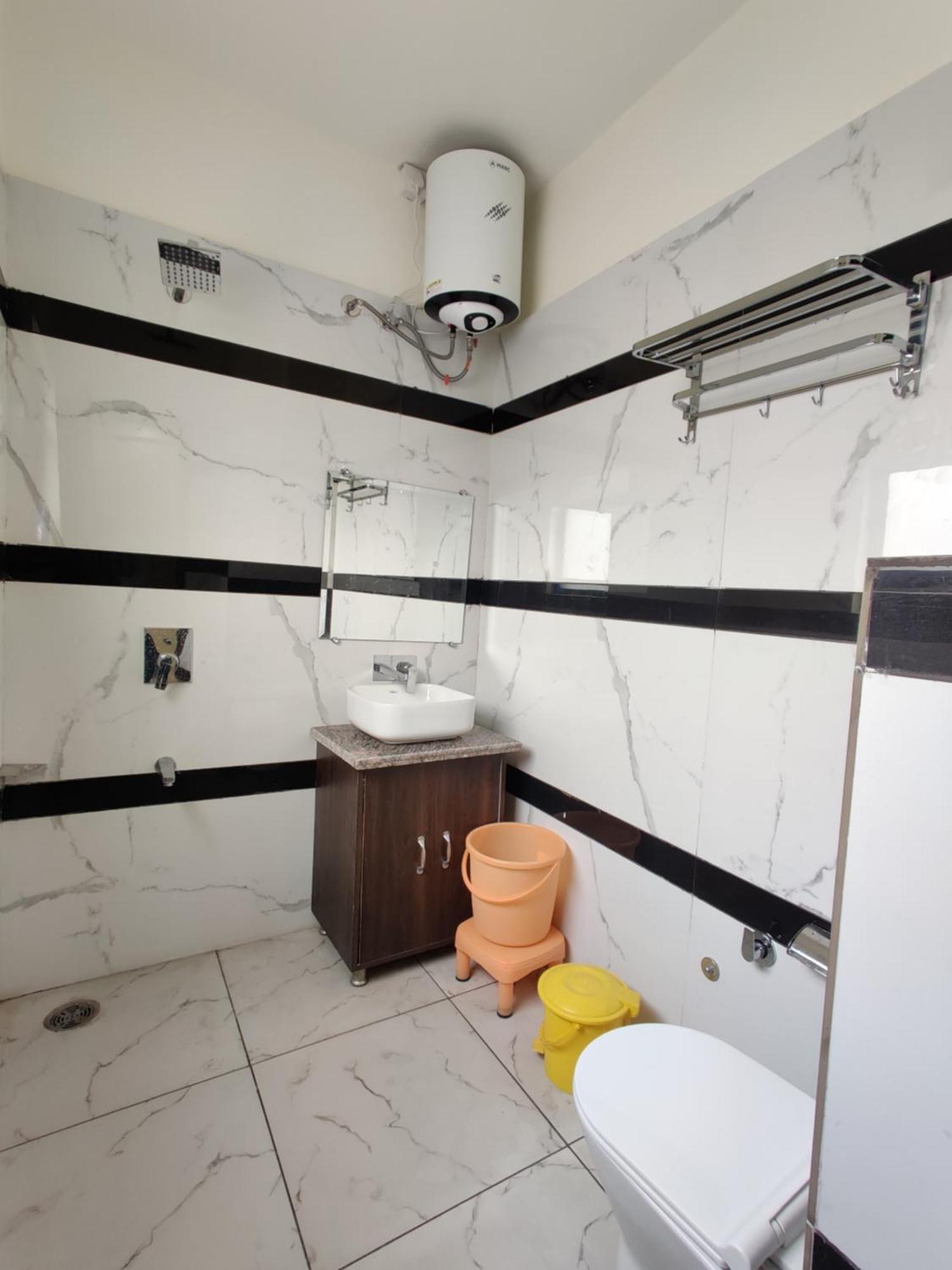 Himalya Boutique Home Stay Amritsar Exterior photo